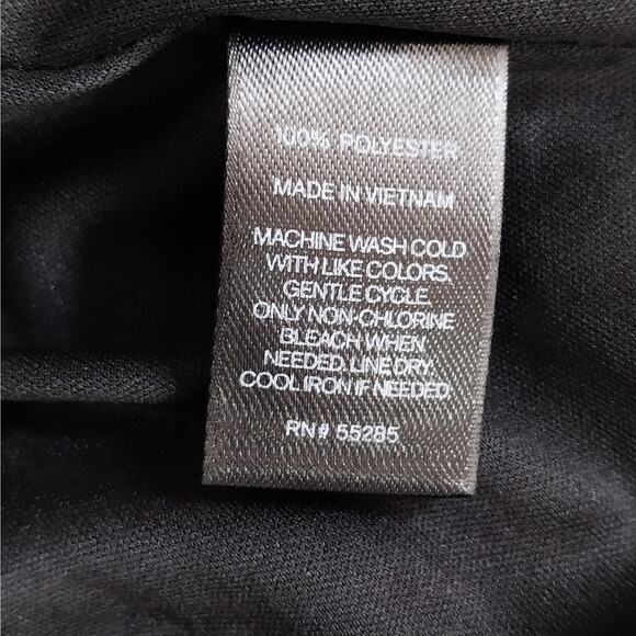 EXPRESS! ELEGANT AND UNDERSTATED BLACK A-LINE PLEATED NECKLINE DRESS! SZ 6 - Picture 9 of 10